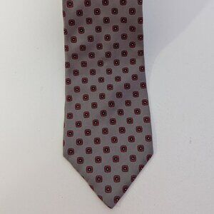 Stuart Ashley Men's Gray Print Silk Tie. Made in the USA.